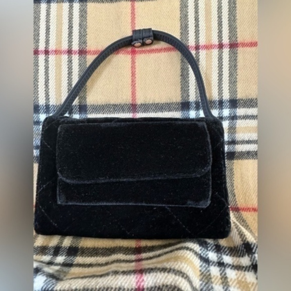 MY FLAT IN LONDON Jan Haedrich Black Quilted Micro Mini Bag